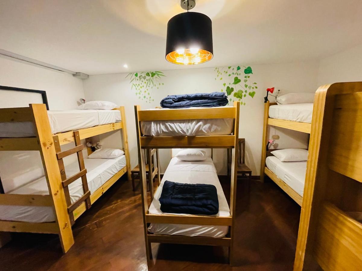 Rainbow Hostel ลิมา ภายนอก รูปภาพ