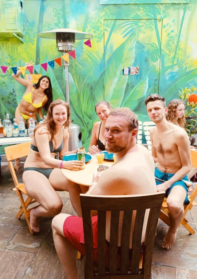 Rainbow Hostel ลิมา ภายนอก รูปภาพ